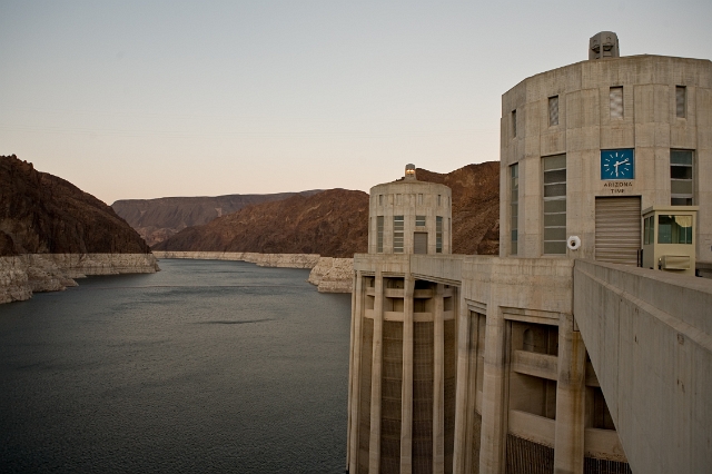 arizona_nevada_hoover_dam_18.jpg