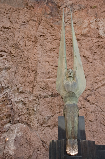 arizona_nevada_hoover_dam_8.jpg