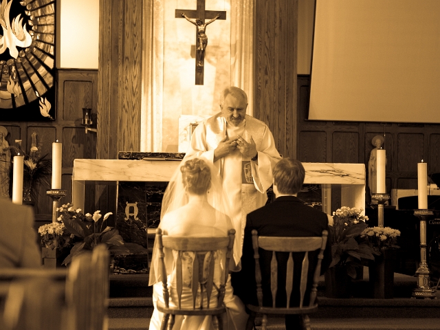 calgary_wedding_candid_heatherandryan_8.jpg