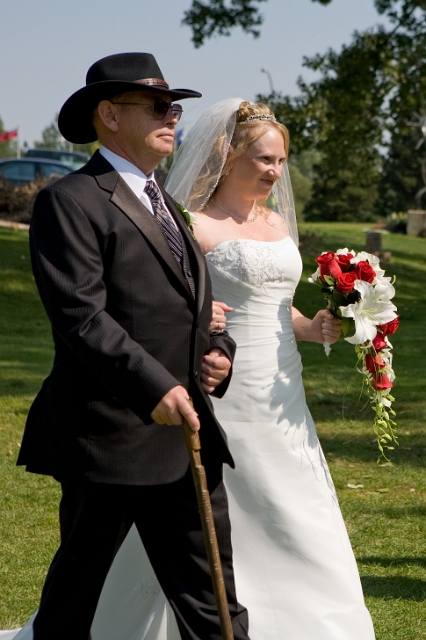calgary_wedding_candid_kerriandjames_123.jpg