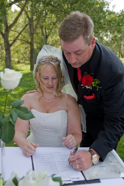 calgary_wedding_candid_kerriandjames_139.jpg