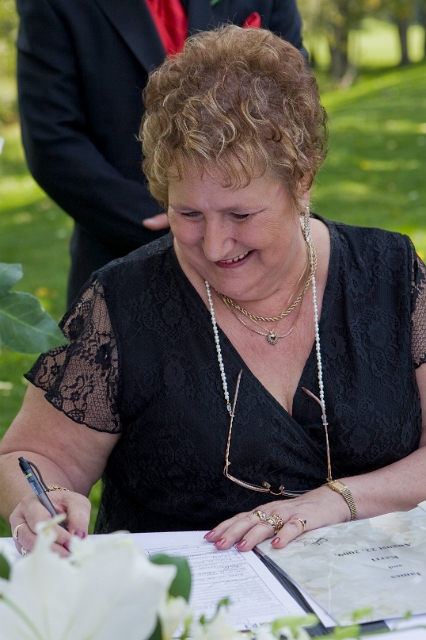calgary_wedding_candid_kerriandjames_144.jpg