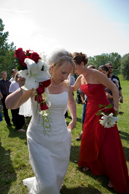 calgary_wedding_candid_kerriandjames_150.jpg