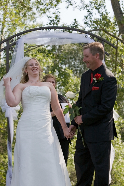 calgary_wedding_candid_kerriandjames_80.jpg
