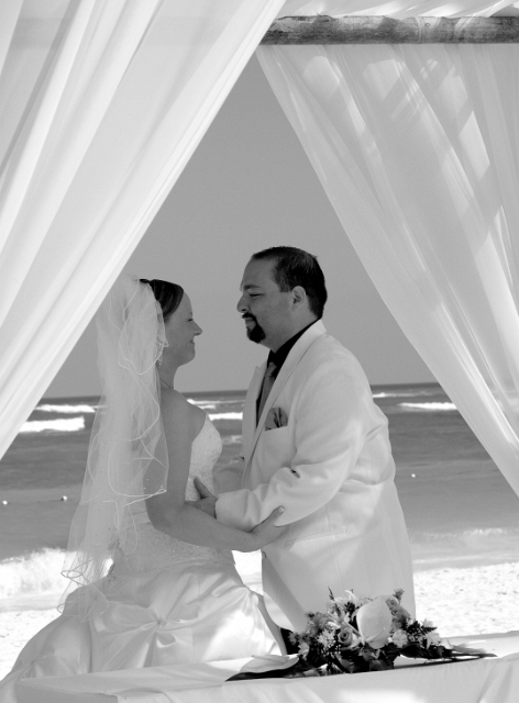 dominican_republic_ceremony_gettingready_candid_philandrenae_43.jpg