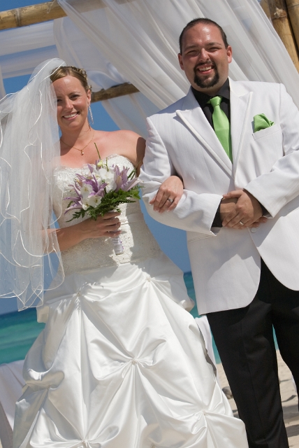 dominican_republic_ceremony_gettingready_candid_philandrenae_62.jpg