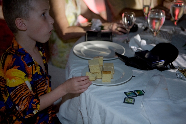 dominican_republic_wedding_reception_candid_philandrenae_224.jpg