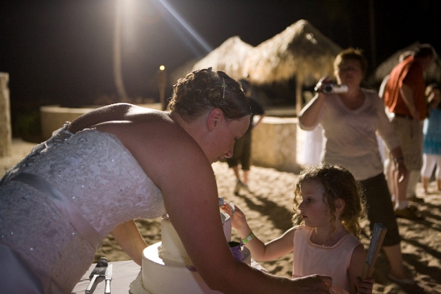 dominican_republic_wedding_reception_candid_philandrenae_82.jpg
