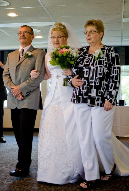calgary_wedding_candid_triciaandjeremy_28.jpg