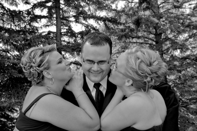 calgary_wedding_candid_triciaandjeremy_96.jpg